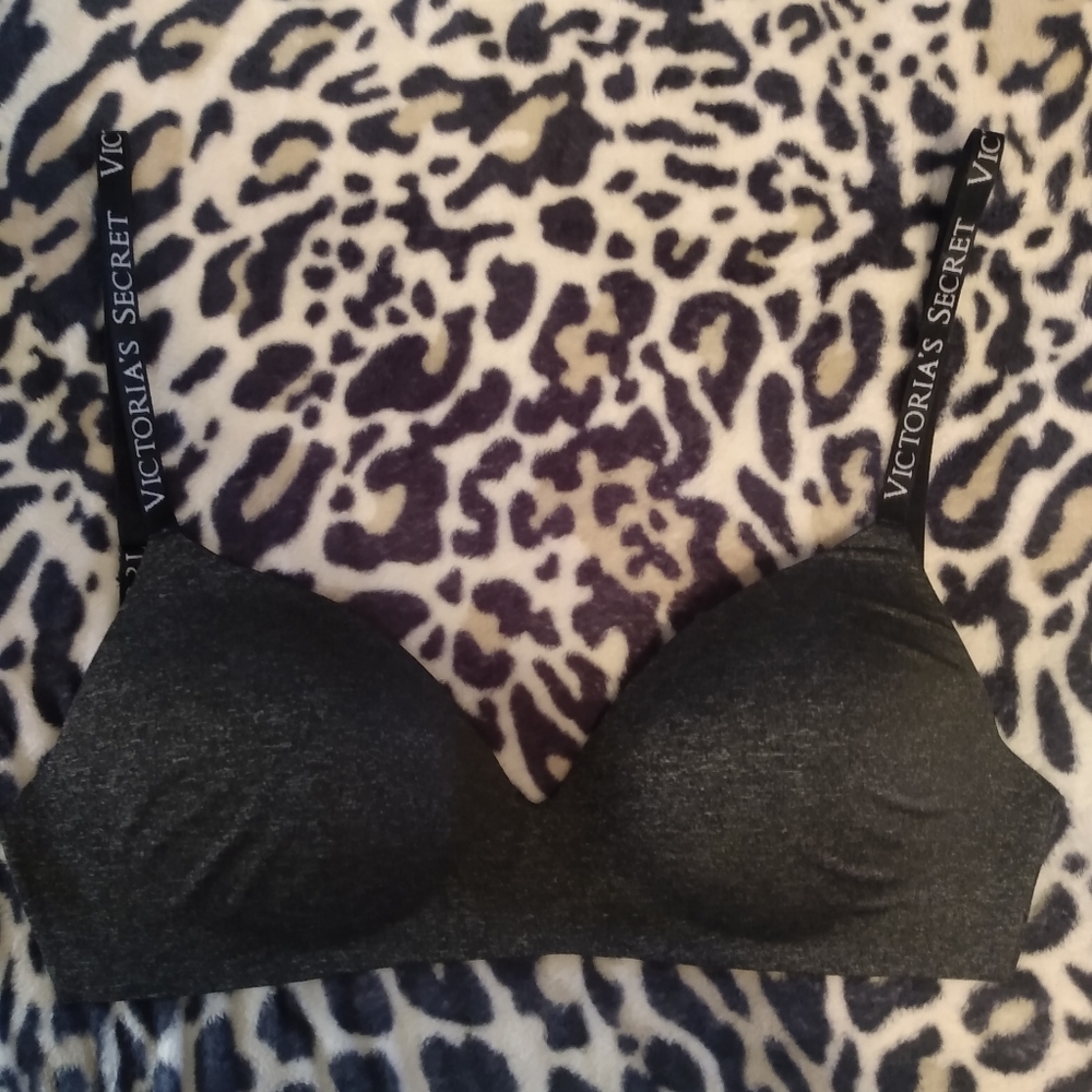 VS 32DDD wireless bra